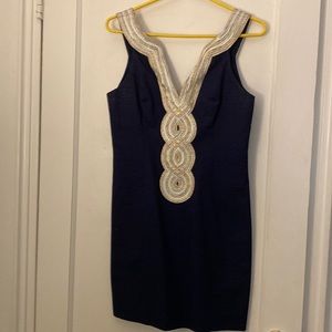 Excellent condition lilly Pulitzer valli shift dress-navy